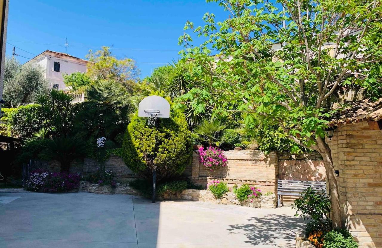 Flowery House Miglianico Exterior photo